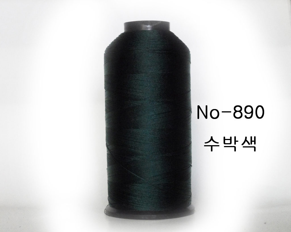 890.jpg